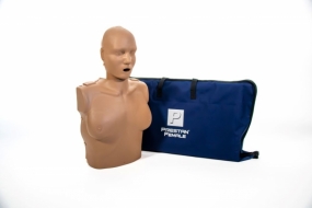 Reanimatiepop volwassene vrouw dark skin