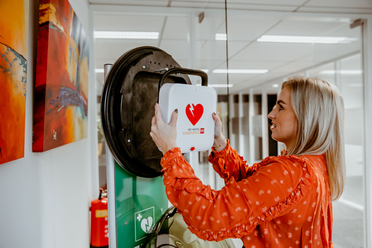 AED Maintenance | 24/7 Heart-Safe with AED Solutions | AED Solutions